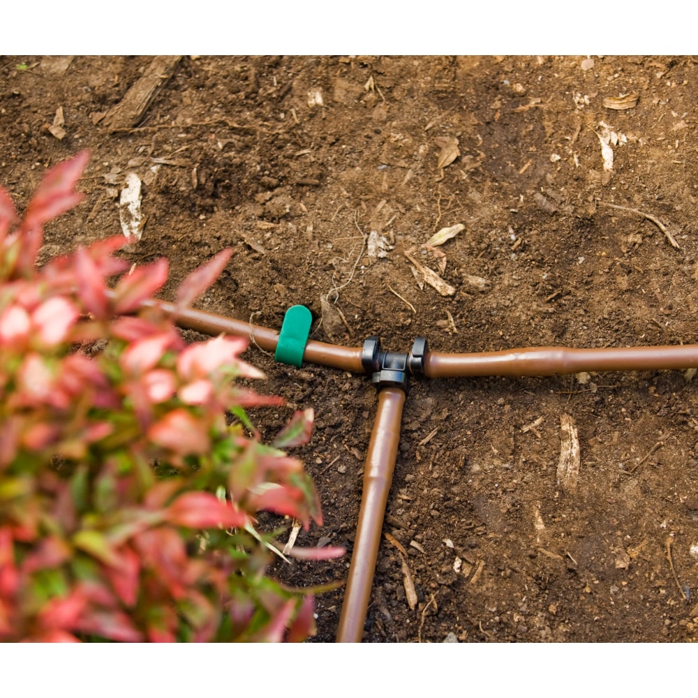 Componente esentiale pentru un sistem de irigare prin picurare